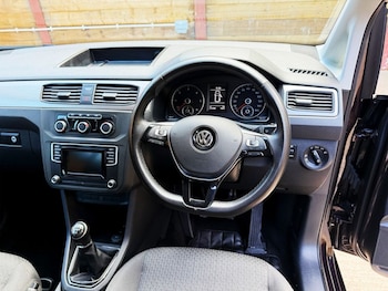 Used Volkswagen Caddy Maxi Life 2018 for sale - 75703860: Photo