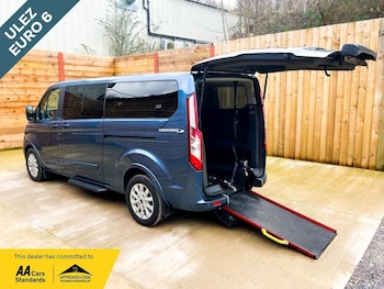 Used Ford Tourneo Custom 2019 for sale - 78942895: Photo