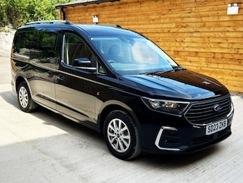 Used Ford Grand Tourneo Connect 2023 for sale - 75062319: Photo