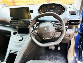 Used Peugeot Rifter 2023 for sale - 79632712: Photo
