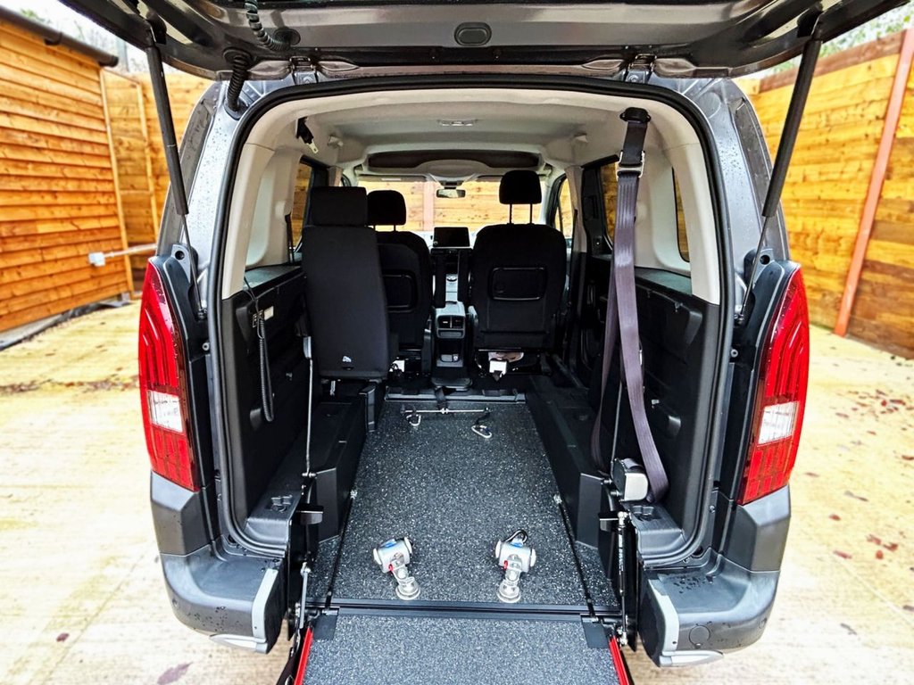 Used Peugeot Rifter 2020 for sale - 76546934: Photo 14