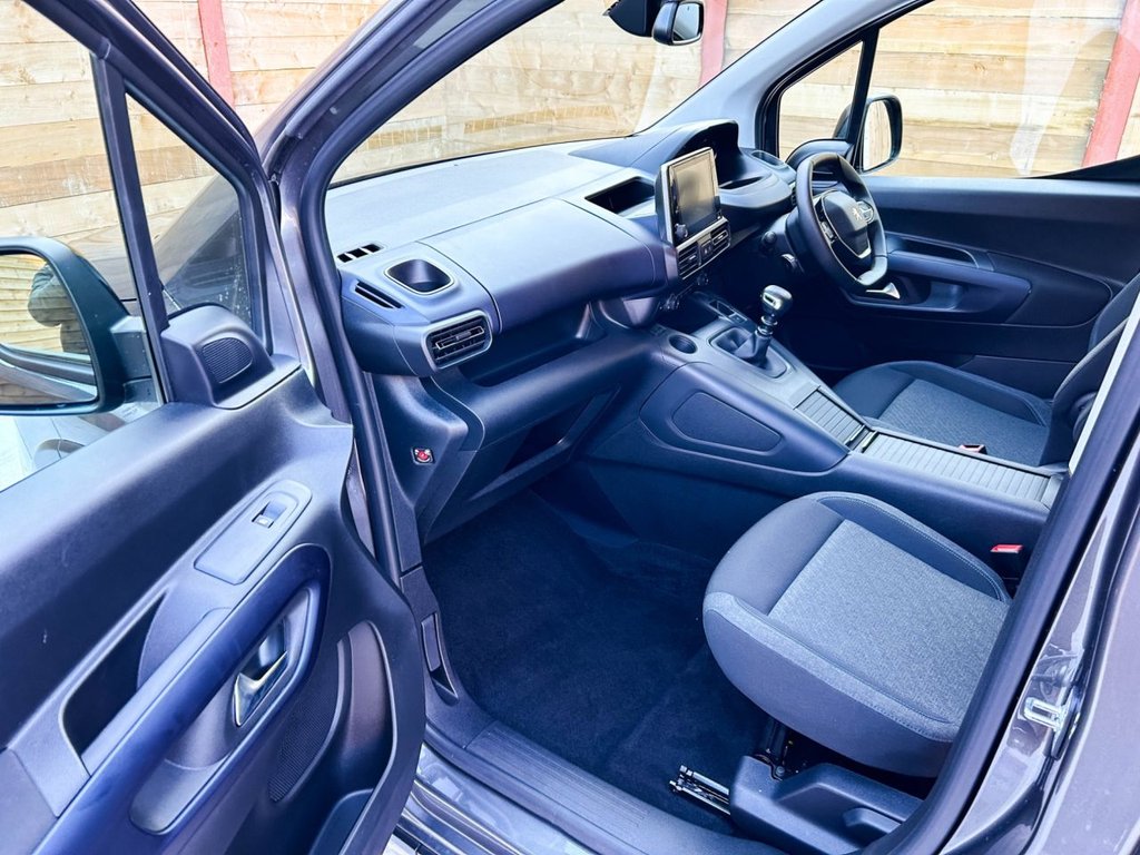 Used Peugeot Rifter 2023 for sale - 77014181: Photo 21