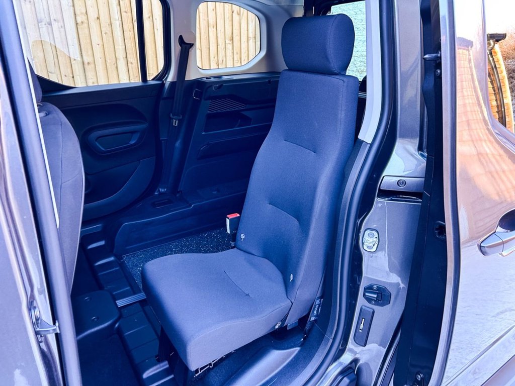 Used Peugeot Rifter 2023 for sale - 77014181: Photo 23