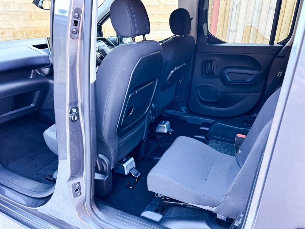 Used Peugeot Rifter 2023 for sale - 77014181: Photo 24