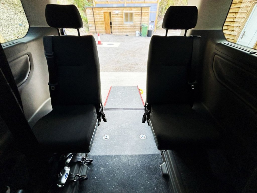 Used Ford Tourneo Custom 2020 for sale - 76223867: Photo 16