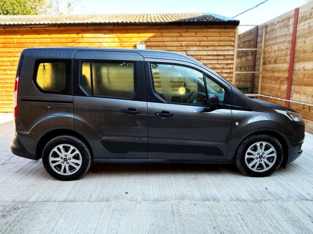 Used Ford Tourneo Connect 2022 for sale - 76056675: Photo 6