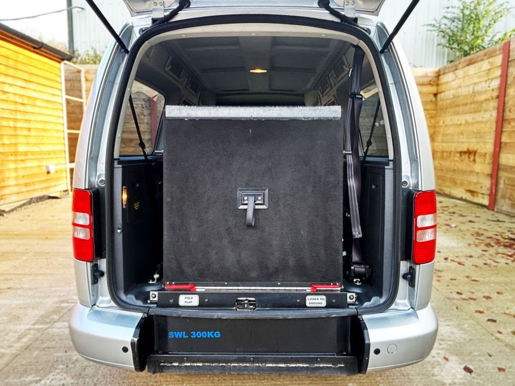 Used Volkswagen Caddy Maxi Life 2014 for sale - 77171517: Photo 13