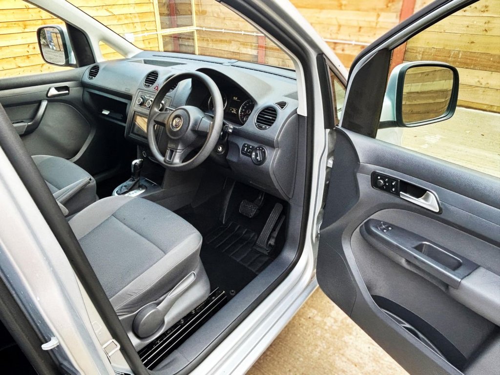 Used Volkswagen Caddy Maxi Life 2014 for sale - 77171517: Photo 15