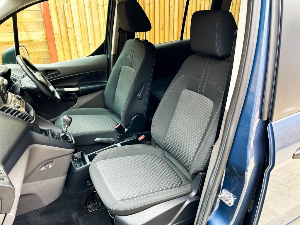 Used Ford Grand Tourneo Connect 2021 for sale - 77583834: Photo 21