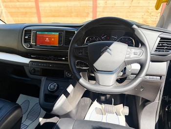 Used Citroen Space Tourer 2023 for sale - 79245240: Photo