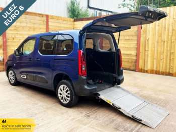 2019 (69) - 3 Seat Auto Wheelchair Accessible Disabled Access Vehicle WAV 5-Door
