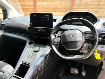 Used Peugeot Rifter 2020 for sale - 78851138: Photo