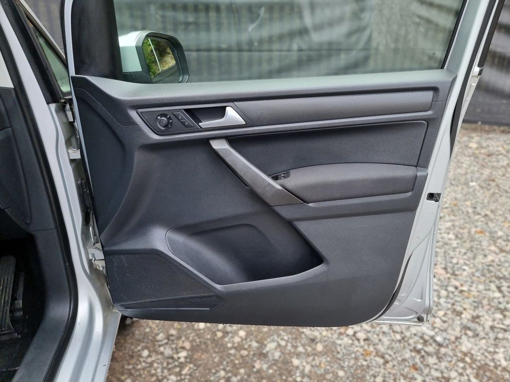 Used Volkswagen Caddy Life 2020 for sale - 76710897: Photo 24