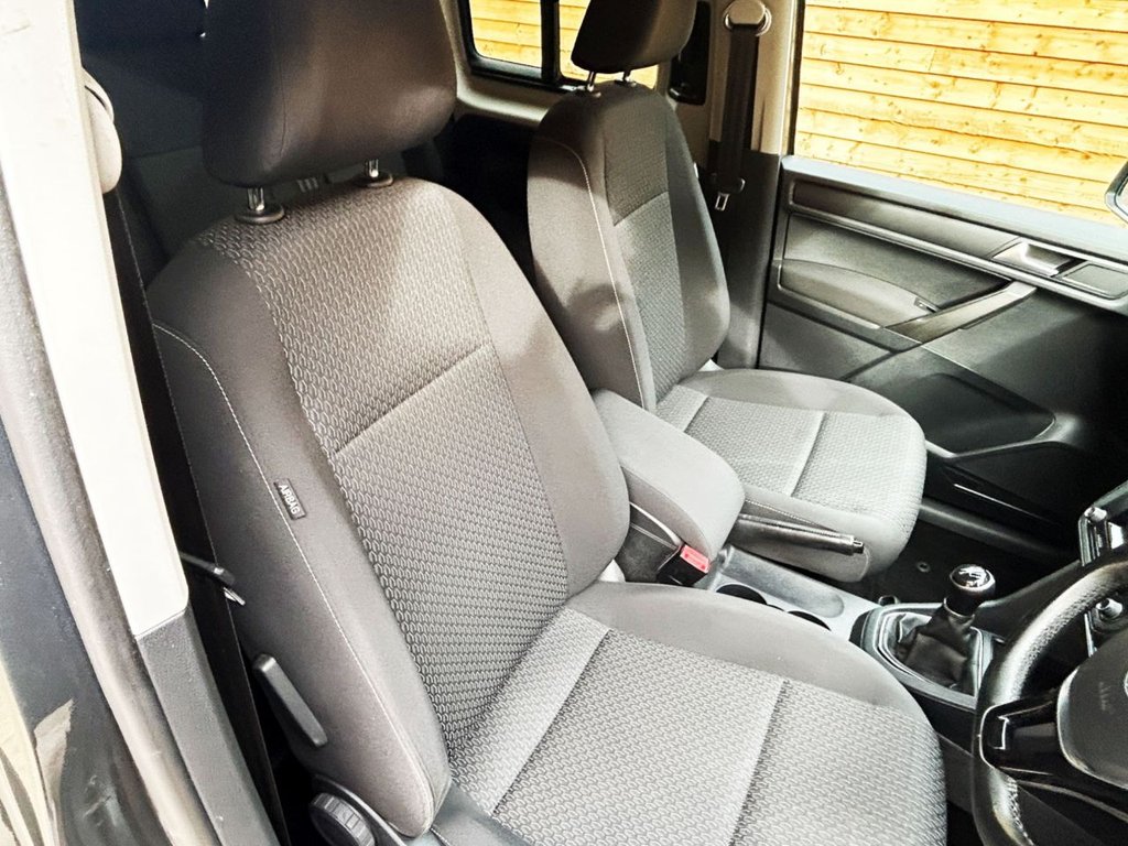 Used Volkswagen Caddy Maxi Life 2019 for sale - 76256372: Photo 13