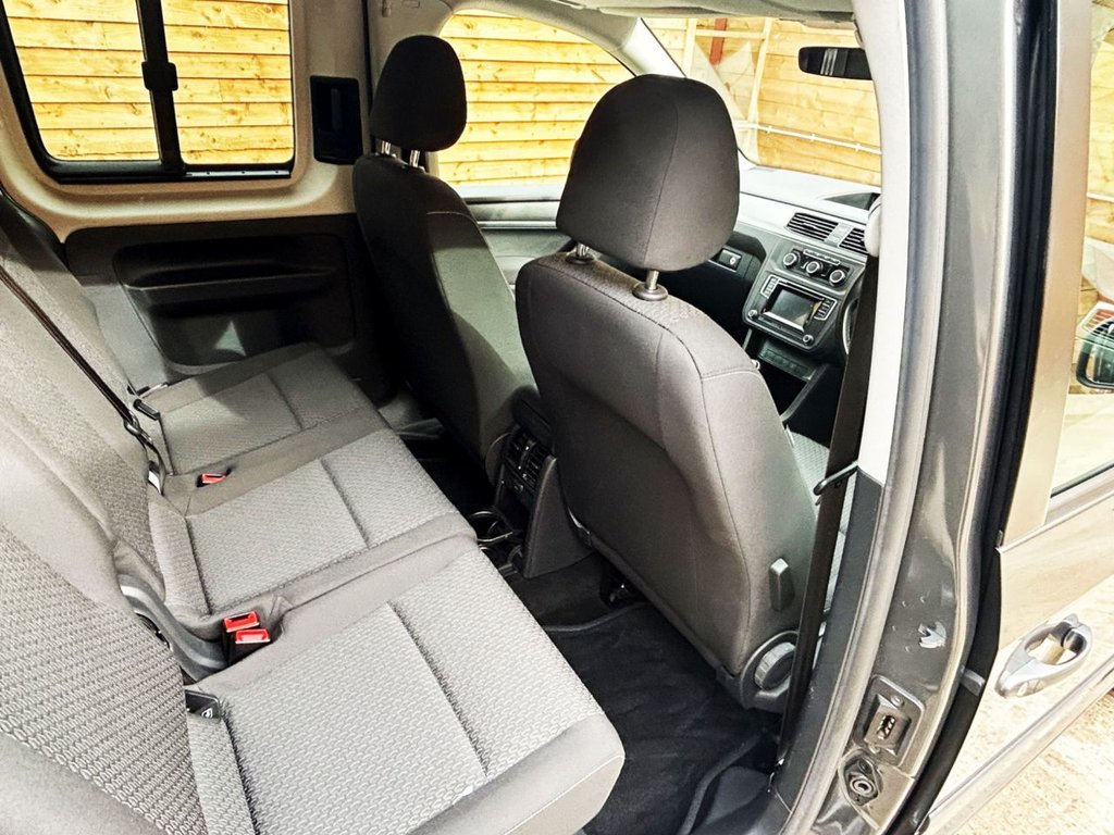 Used Volkswagen Caddy Maxi Life 2019 for sale - 76256372: Photo 15