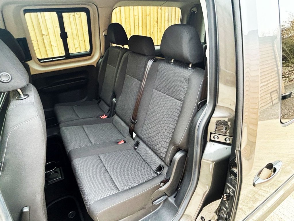 Used Volkswagen Caddy Maxi Life 2019 for sale - 76256372: Photo 18