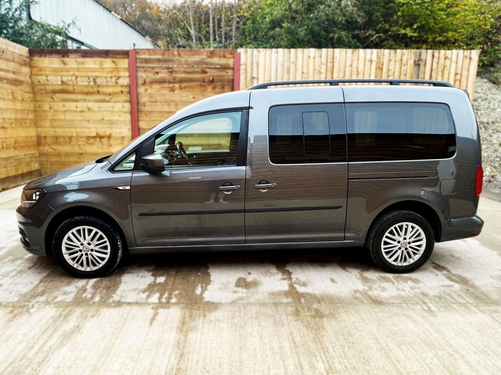 Used Volkswagen Caddy Maxi Life 2019 for sale - 76256372: Photo 7