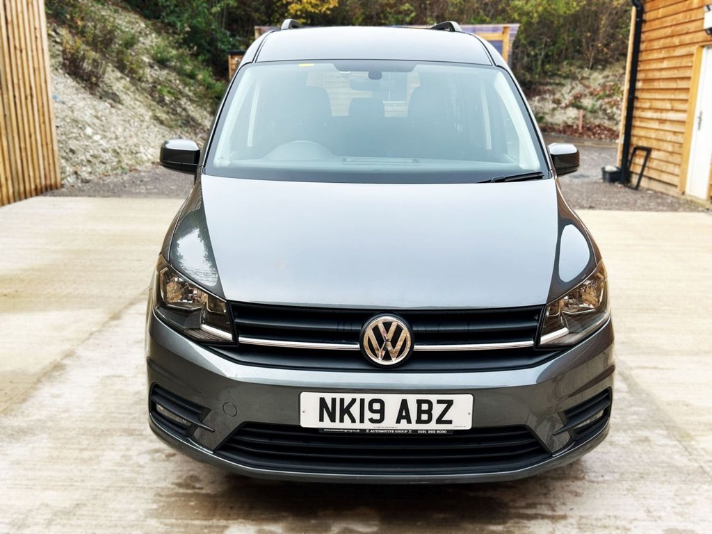 Used Volkswagen Caddy Maxi Life 2019 for sale - 76256372: Photo 9