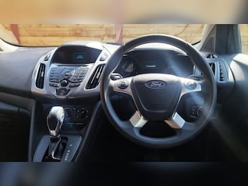 Used Ford Grand Tourneo Connect 2018 for sale - 75800487: Photo