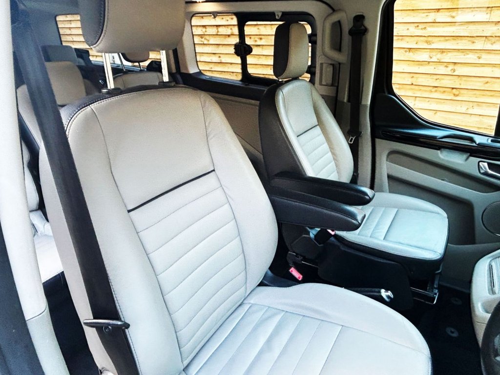 Used Ford Tourneo Custom 2019 for sale - 76345389: Photo 15