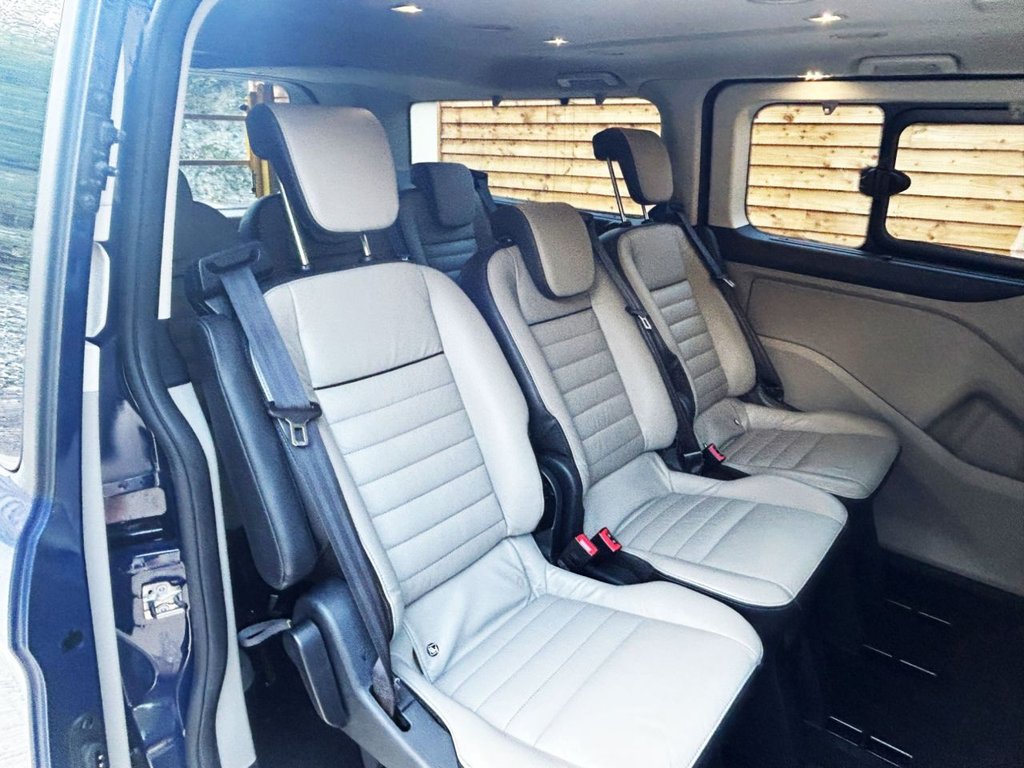 Used Ford Tourneo Custom 2019 for sale - 76345389: Photo 16