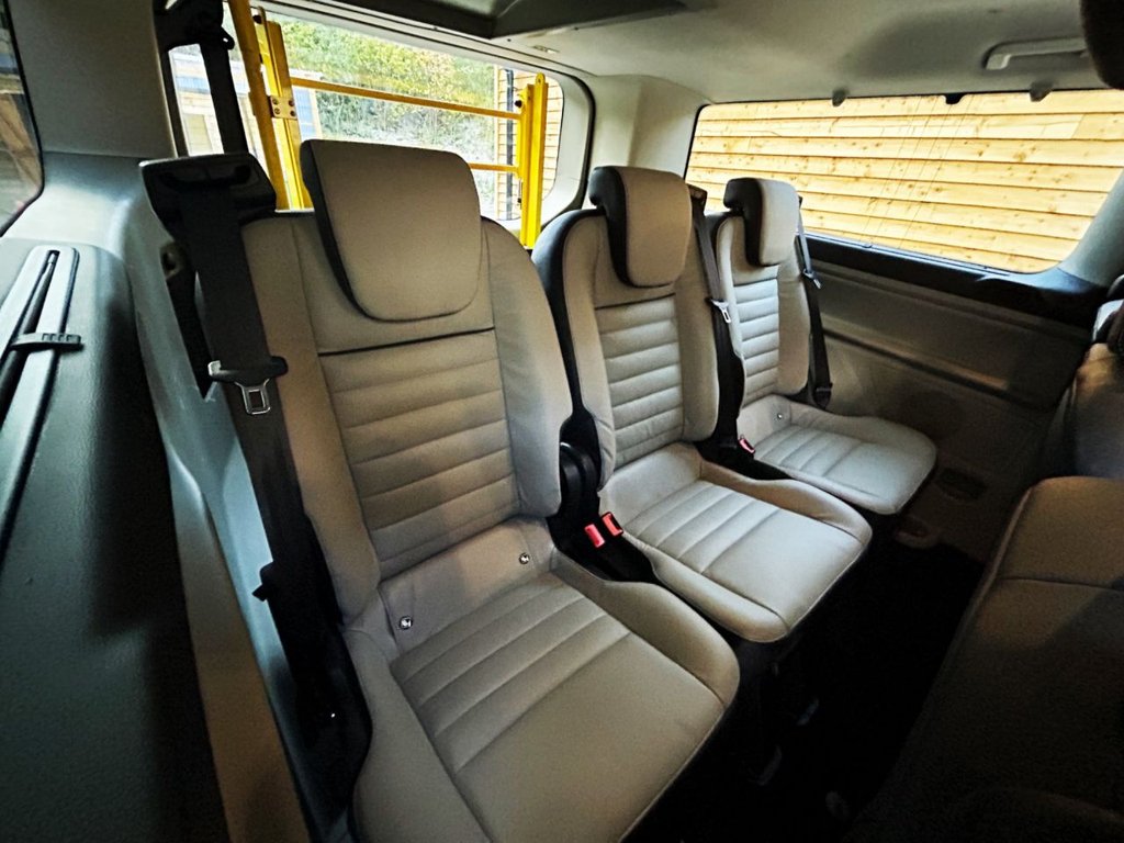 Used Ford Tourneo Custom 2019 for sale - 76345389: Photo 17