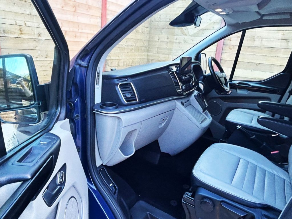 Used Ford Tourneo Custom 2019 for sale - 76345389: Photo 19