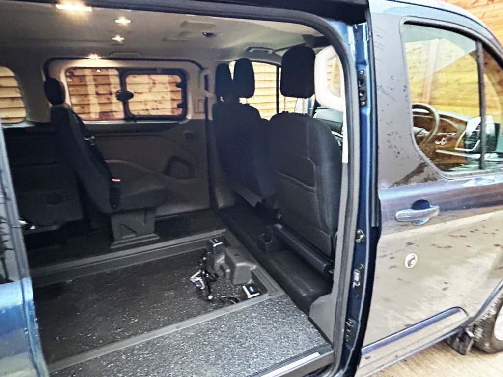 Used Ford Tourneo Custom 2020 for sale - 76356815: Photo 20