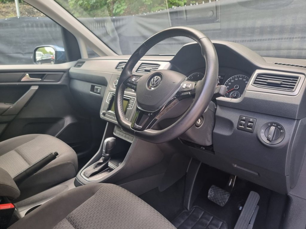 Used Volkswagen Caddy Maxi Life 2018 for sale - 77327801: Photo 18