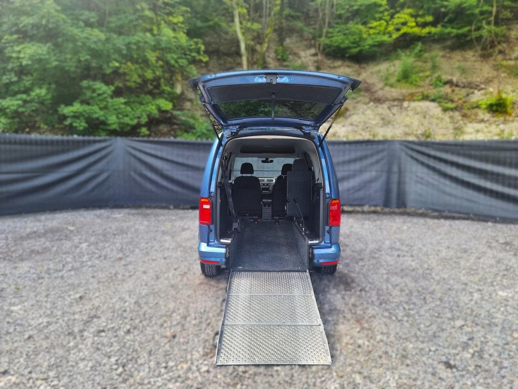 Used Volkswagen Caddy Maxi Life 2018 for sale - 77327801: Photo 3