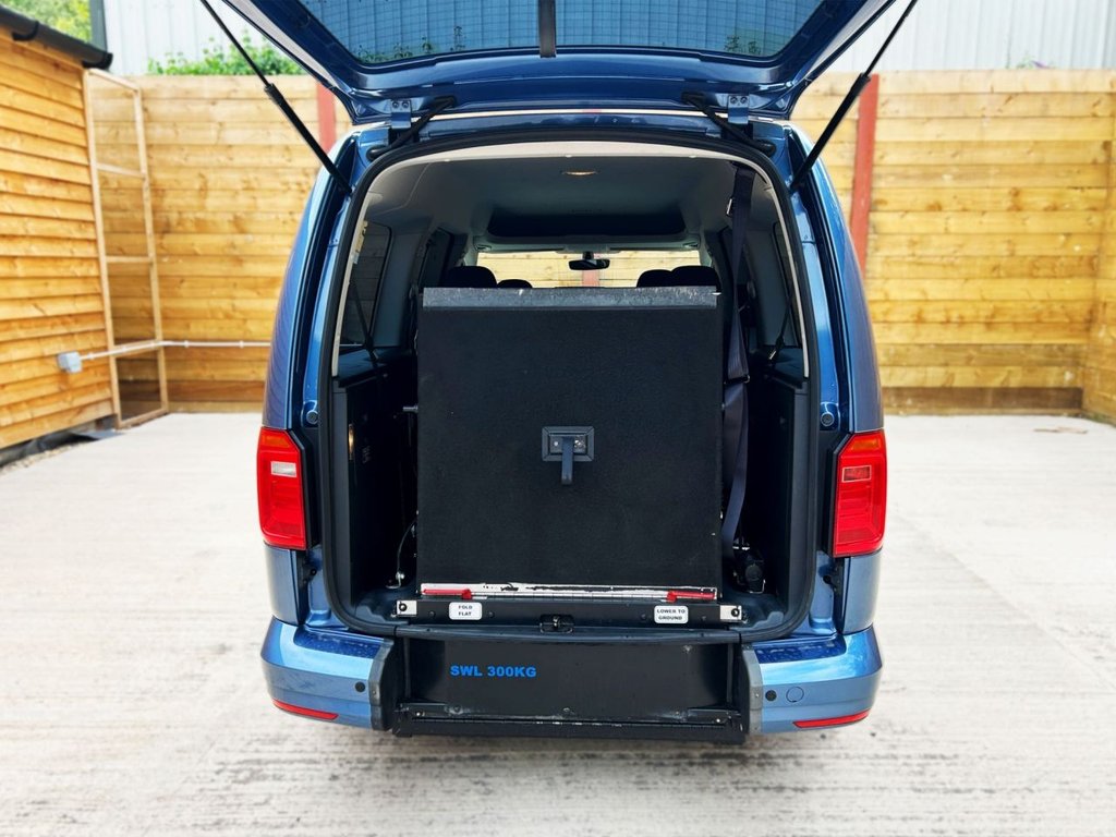 Used Volkswagen Caddy Maxi Life 2018 for sale - 76406160: Photo 12