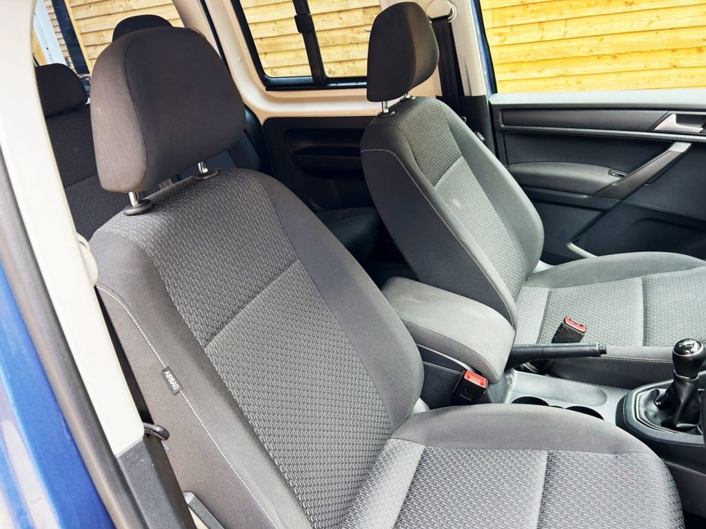 Used Volkswagen Caddy Maxi Life 2018 for sale - 76406160: Photo 18