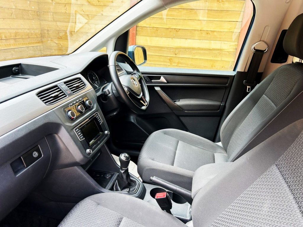 Used Volkswagen Caddy Maxi Life 2018 for sale - 76406160: Photo 21