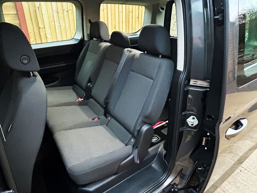 Used Volkswagen Caddy Maxi 2022 for sale - 76685871: Photo 19