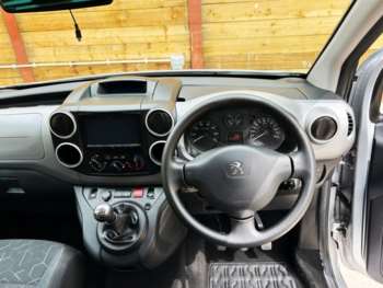 Used Peugeot Partner Tepee 2018 for sale - 75038169: Photo