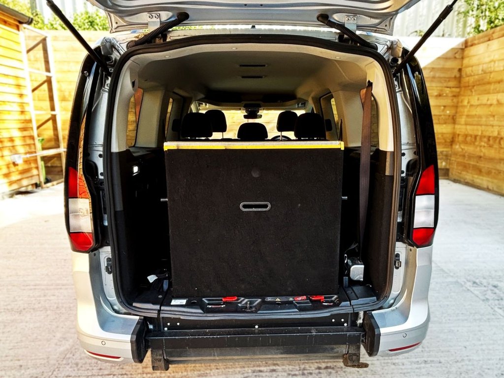 Used Ford Grand Tourneo Connect 2022 for sale - 76255966: Photo 13