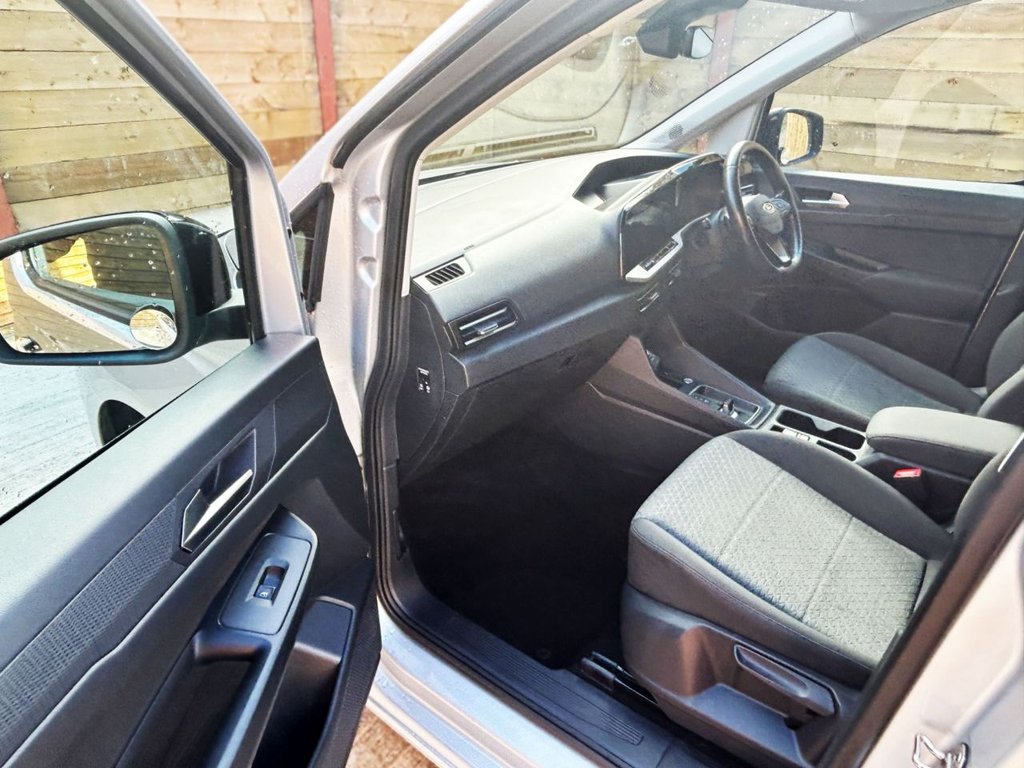 Used Ford Grand Tourneo Connect 2022 for sale - 76255966: Photo 19