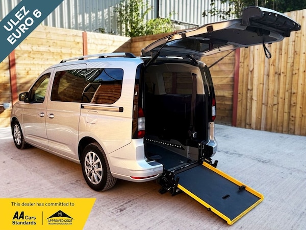 Used Ford Tourneo Connect 2022 for sale - 76255966: Photo 1