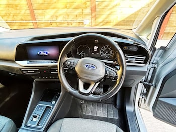 Used Ford Tourneo Connect 2022 for sale - 76255966: Photo 2