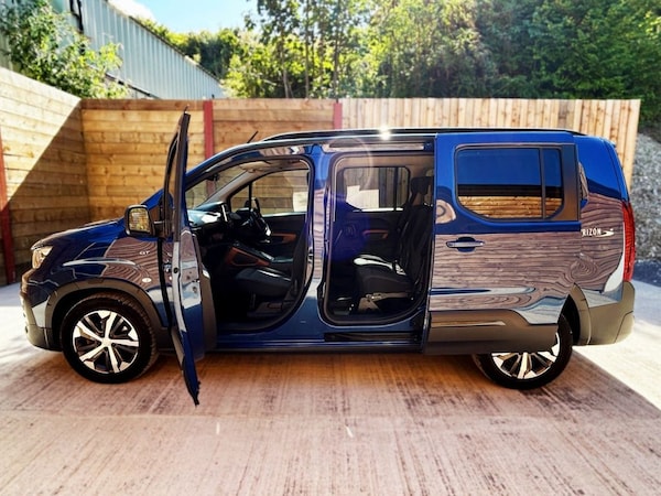 Used Peugeot Rifter 2024 for sale - 75703858: Photo 15