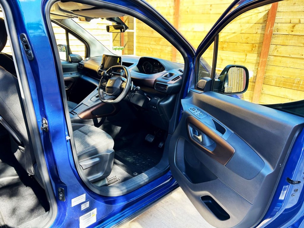 Used Peugeot Rifter 2024 for sale - 75703858: Photo 16