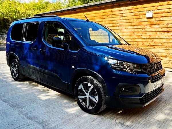 Used Peugeot Rifter 2024 for sale - 75703858: Photo 3