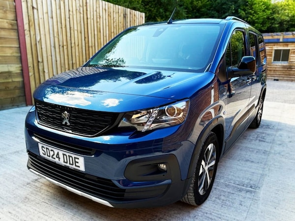 Used Peugeot Rifter 2024 for sale - 75703858: Photo 6