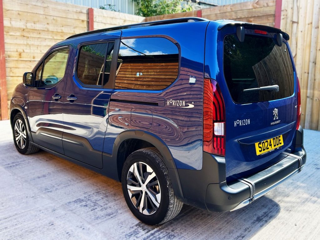 Used Peugeot Rifter 2024 for sale - 75703858: Photo 9