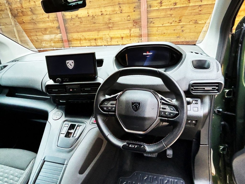 Used Peugeot Rifter 2024 for sale - 75974416: Photo 2