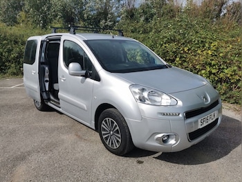 Used Peugeot Partner Tepee 2015 for sale - 77534066: Photo