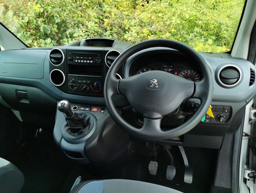 Used Peugeot Partner Tepee 2015 for sale - 77534066: Photo 5