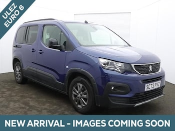 2024 (73) - 1.5 BlueHDi 100 Allure 5dr