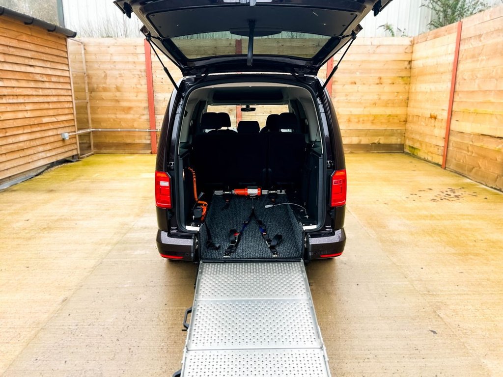 Used Volkswagen Caddy Maxi Life 2021 for sale - 77621627: Photo 14