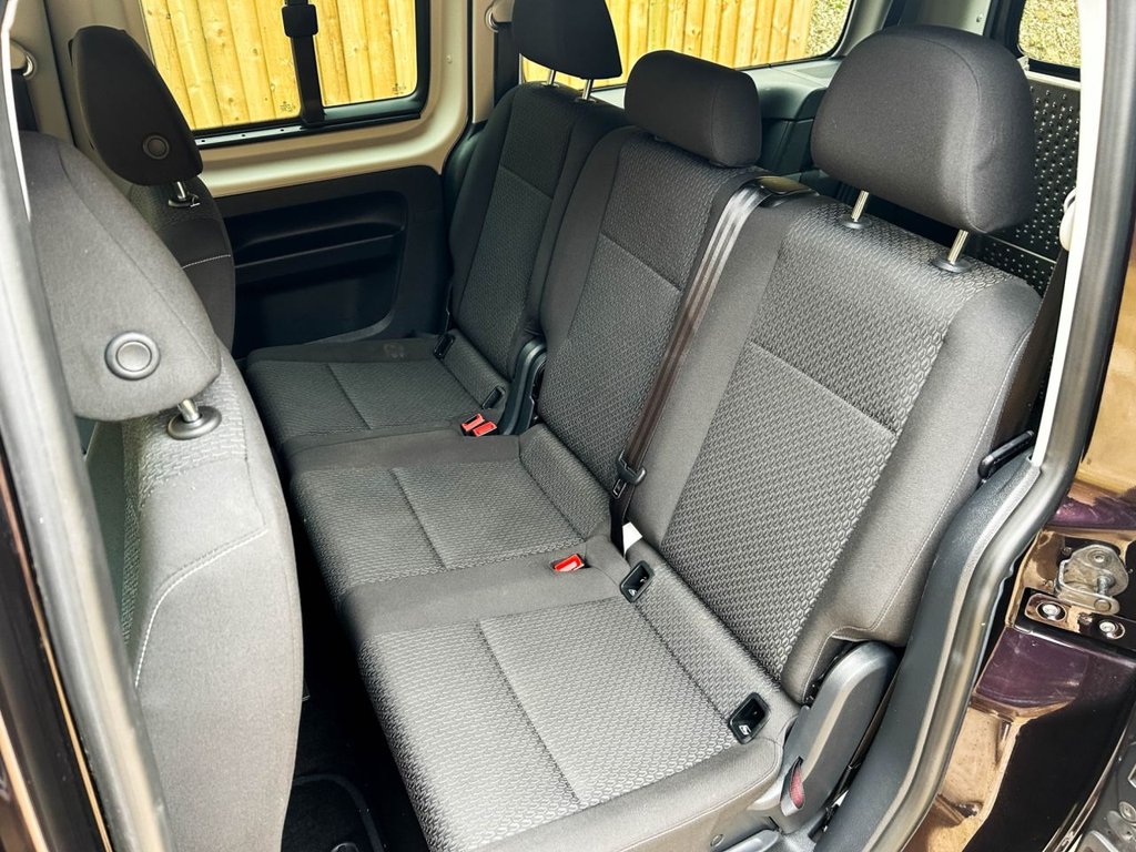 Used Volkswagen Caddy Maxi Life 2021 for sale - 77621627: Photo 21